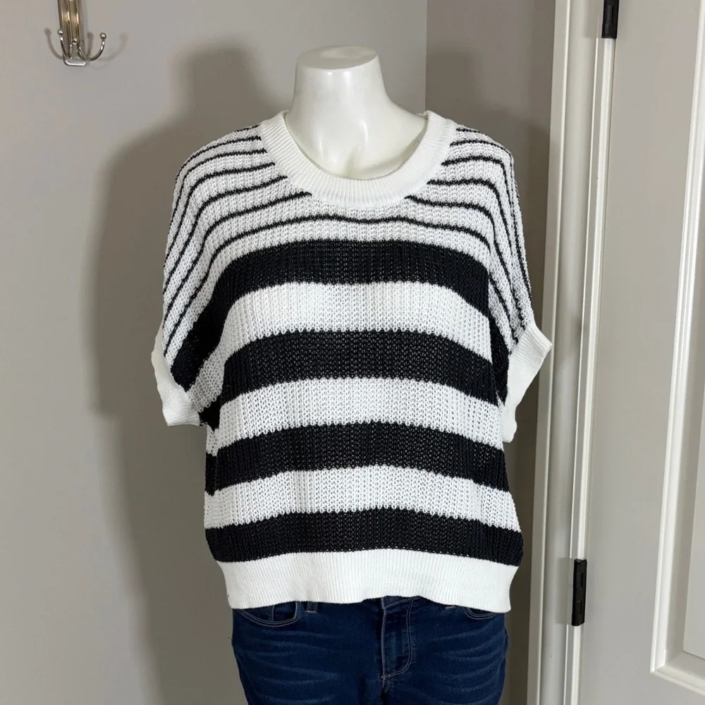 Evereve Ivy Open Weave Tee Sweater Navy Blue White Stripe Crewneck Sz S - Picture 3 of 10